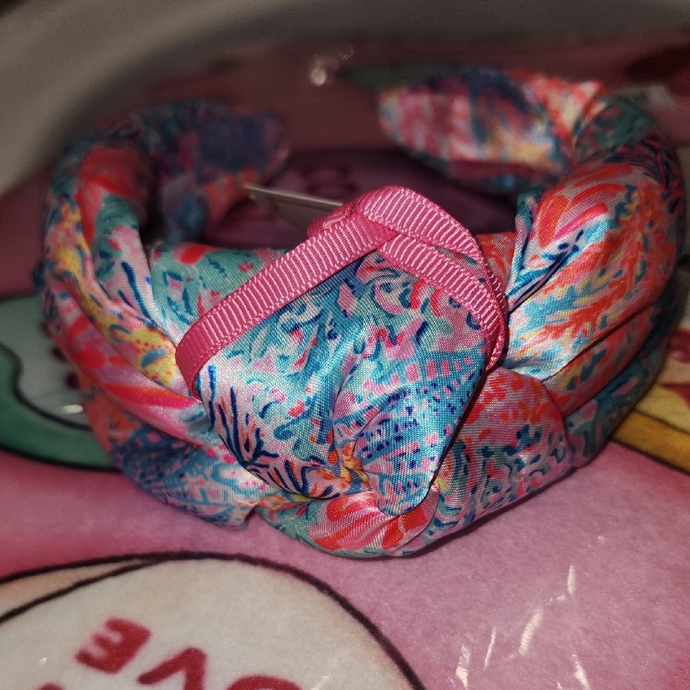 New Lilly Pulitzer 3" Wide Knotted Satin Headband Featured In Splashdance - Picture 6 of 7